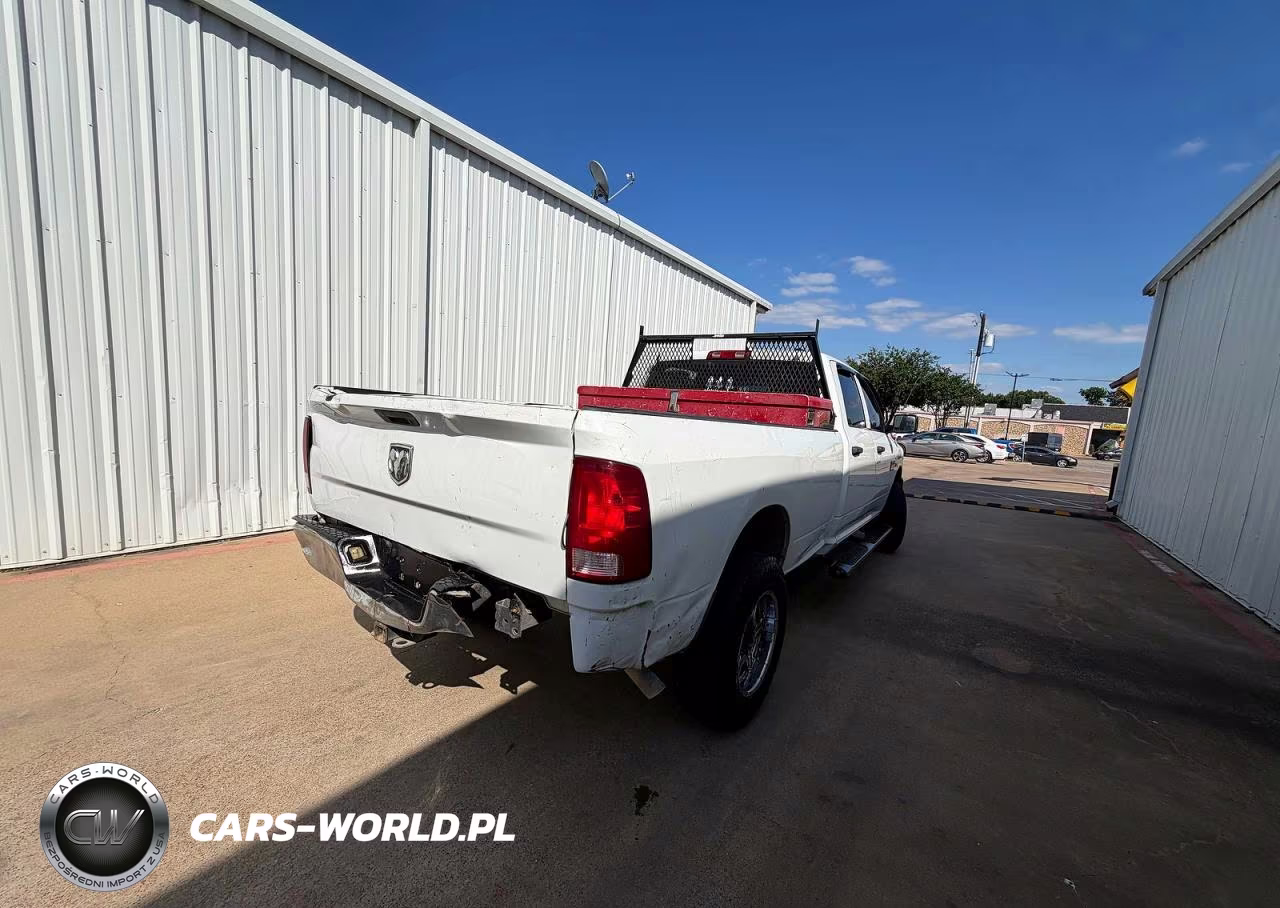 2011 Dodge Ram 2500 VIN:3D7TT2CT2BG606247 - 4