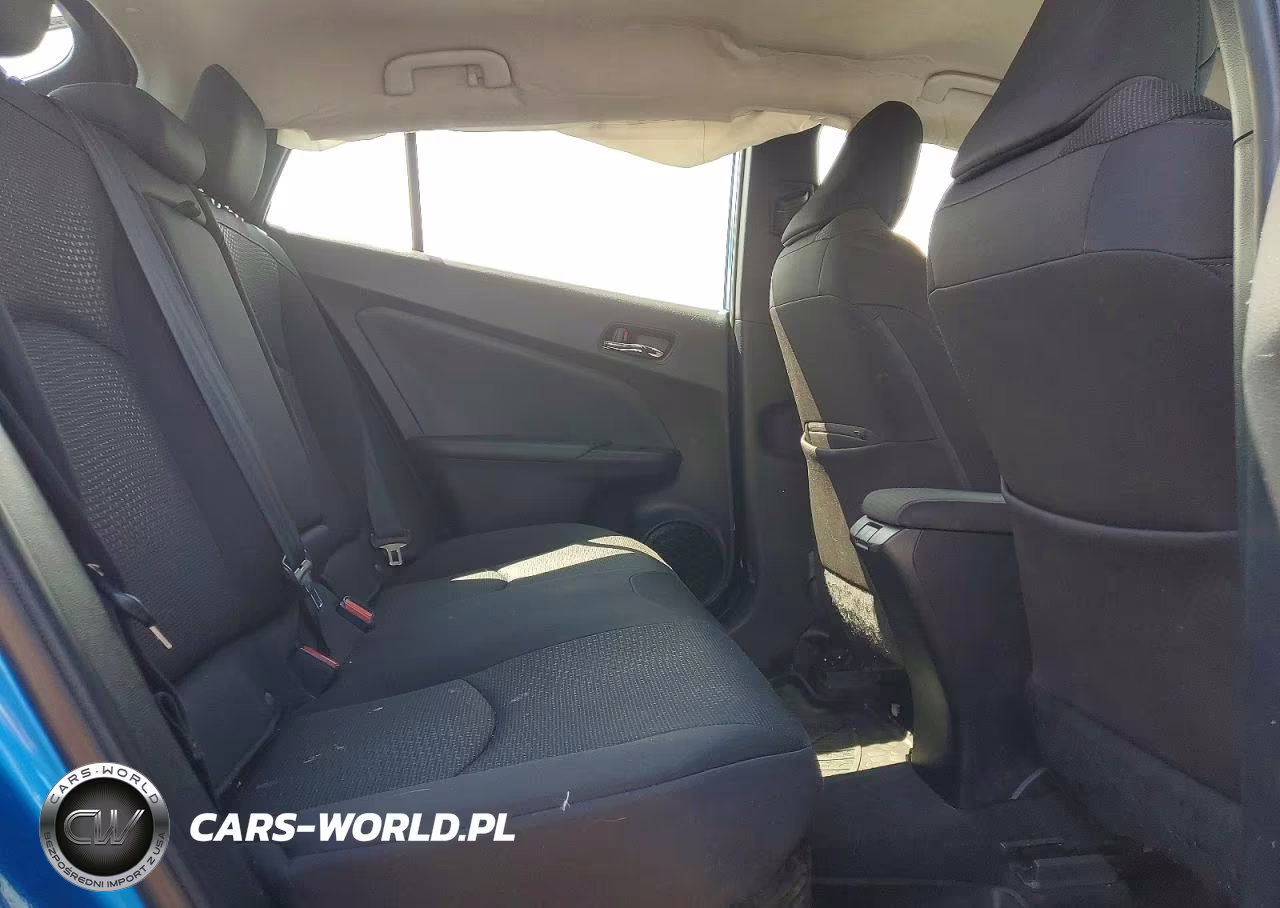 2020 Toyota Prius Le Awd-E VIN:JTDL9RFU6L3020533 - 10