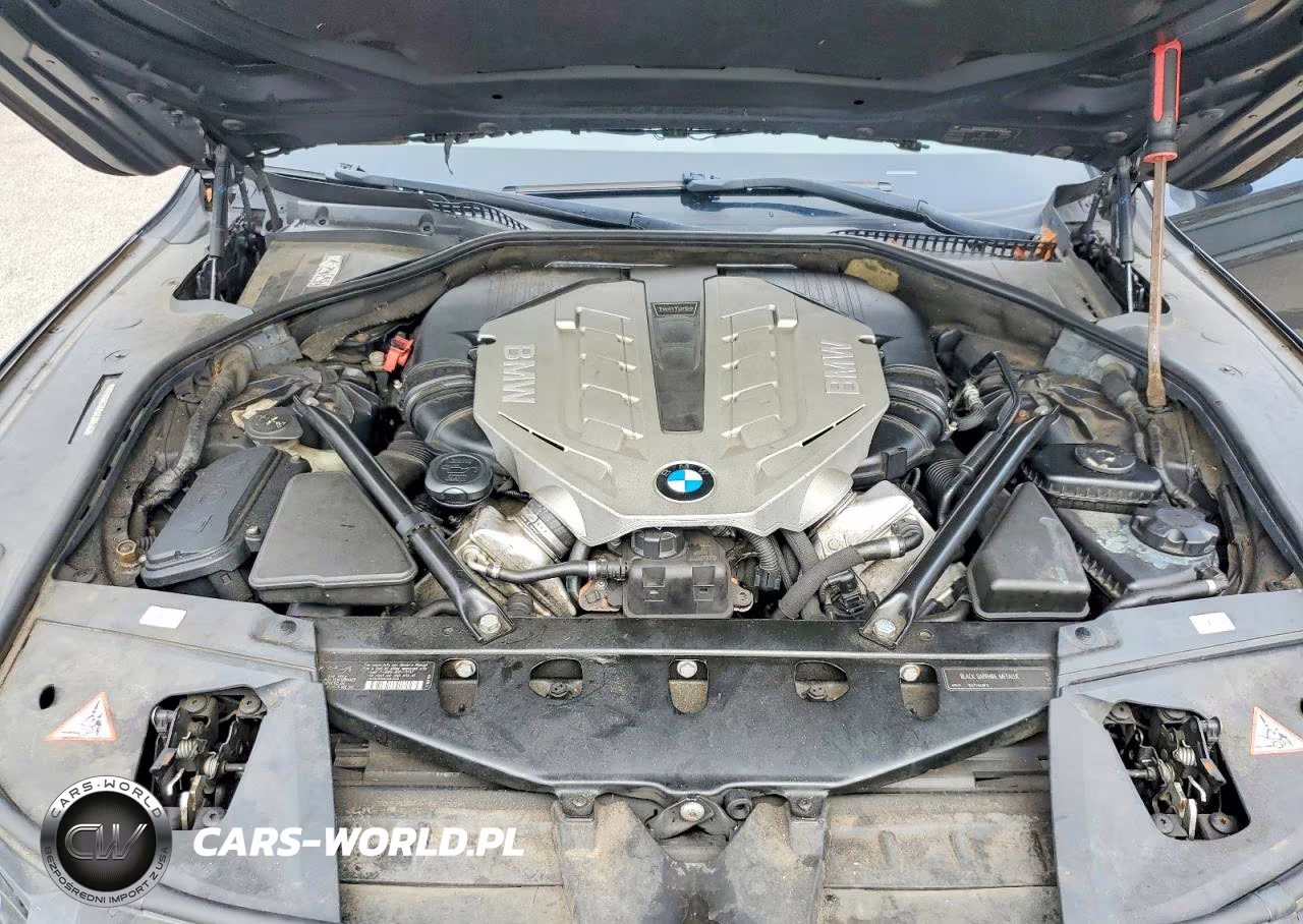 2010 BMW 750 Li xDrive VIN:WBAKC8C58AC430636 - 11