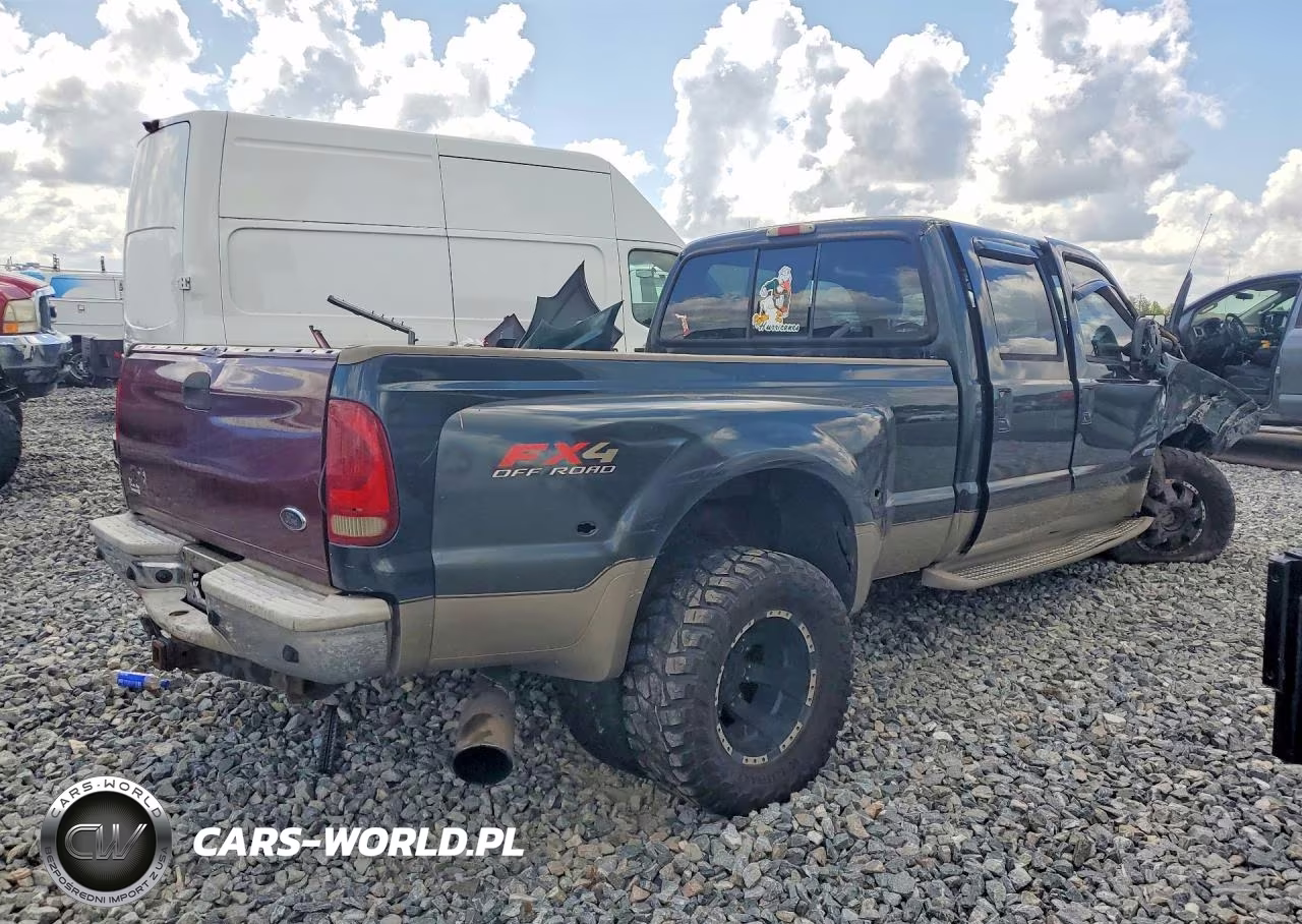 2005 Ford F350 Super Duty VIN:1FTWW33P95EC33050 - 3