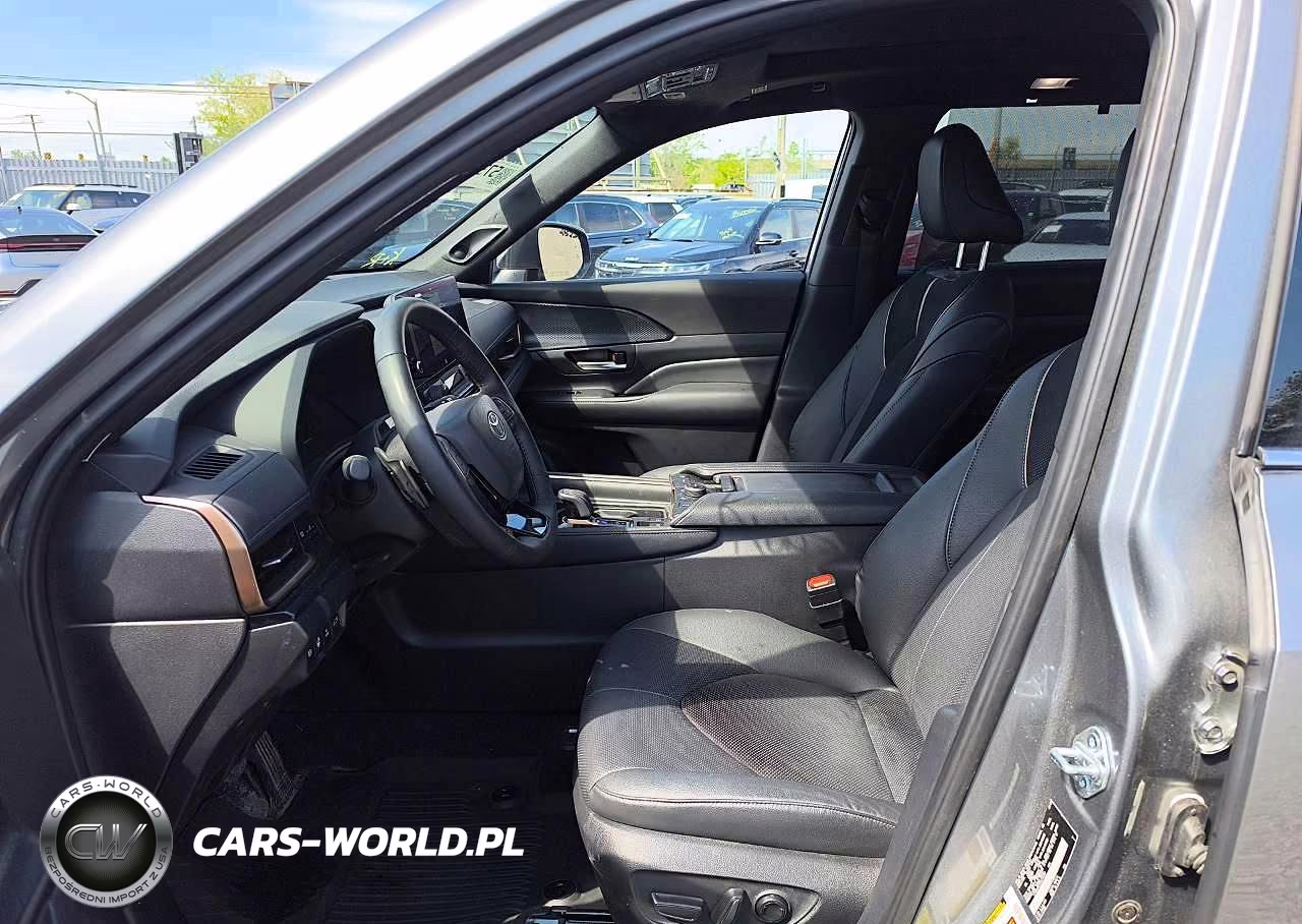 2025 Toyota Grand Highlander Hybrid Max Platinum VIN:5TDADAB52SS014957 - 7