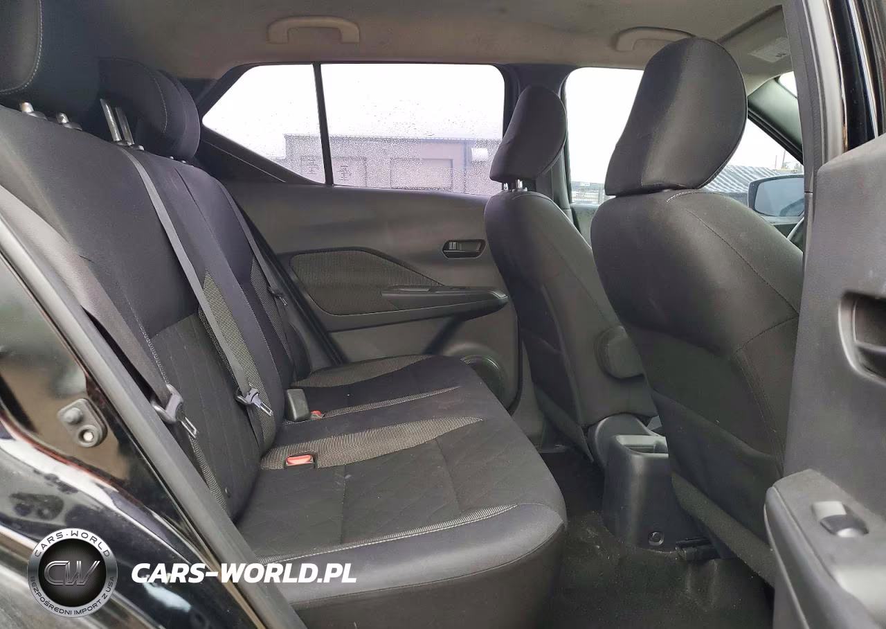 2019 Nissan Kicks S VIN:3N1CP5CUXKL497748 - 11