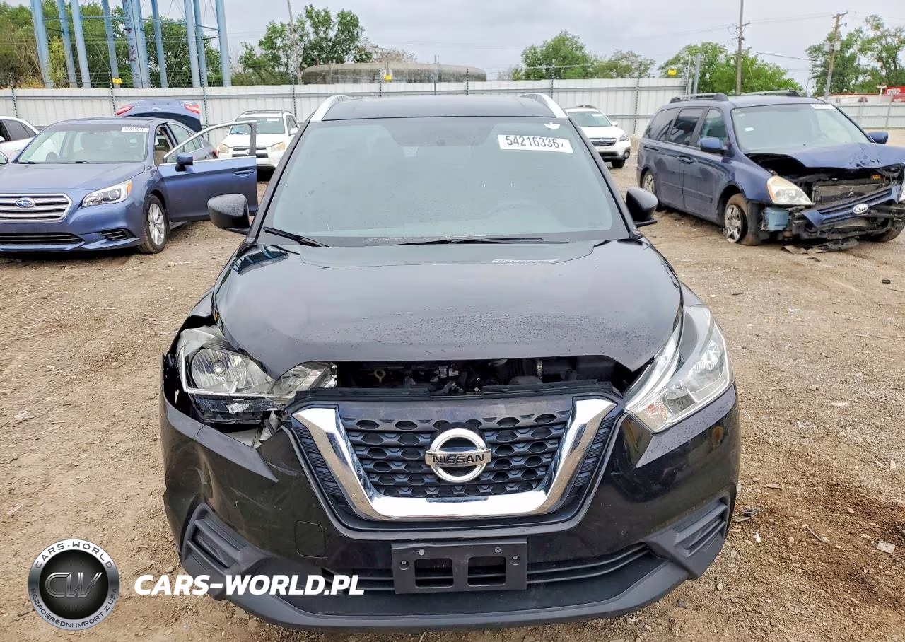 2019 Nissan Kicks S VIN:3N1CP5CUXKL497748 - 5