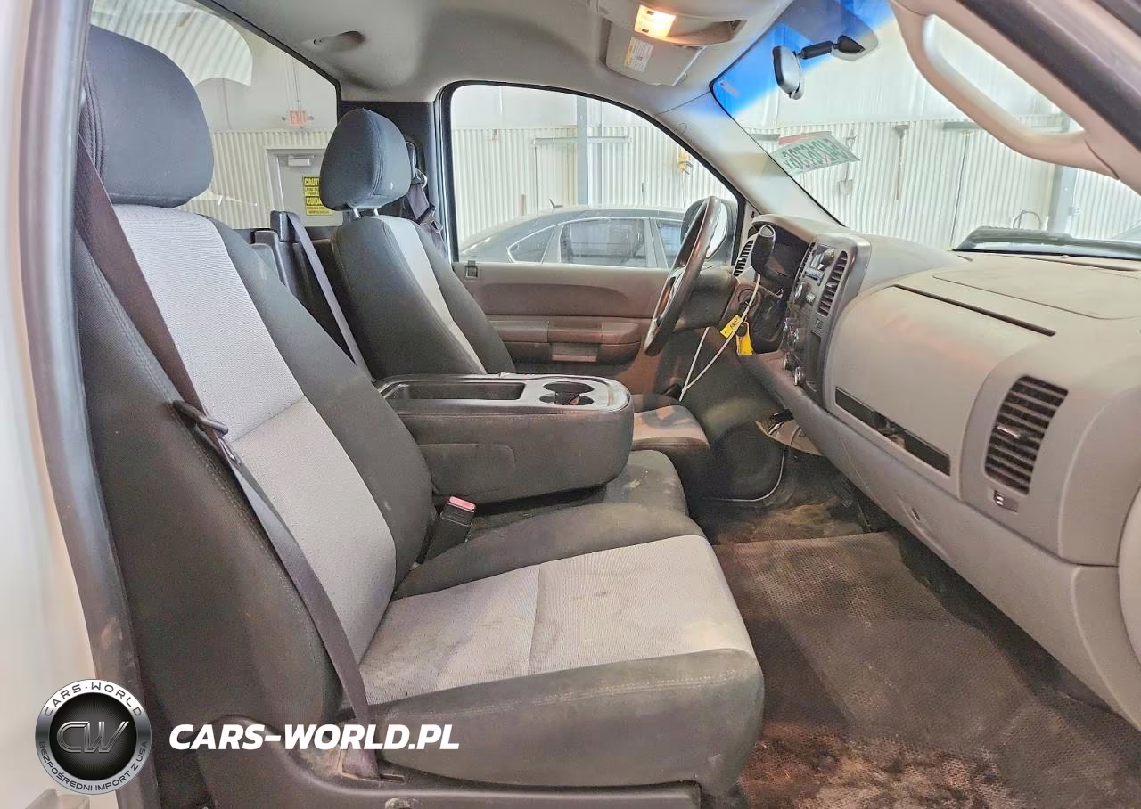 2008 GMC Sierra C1500 VIN:1GTEC14C18Z901070 - 10