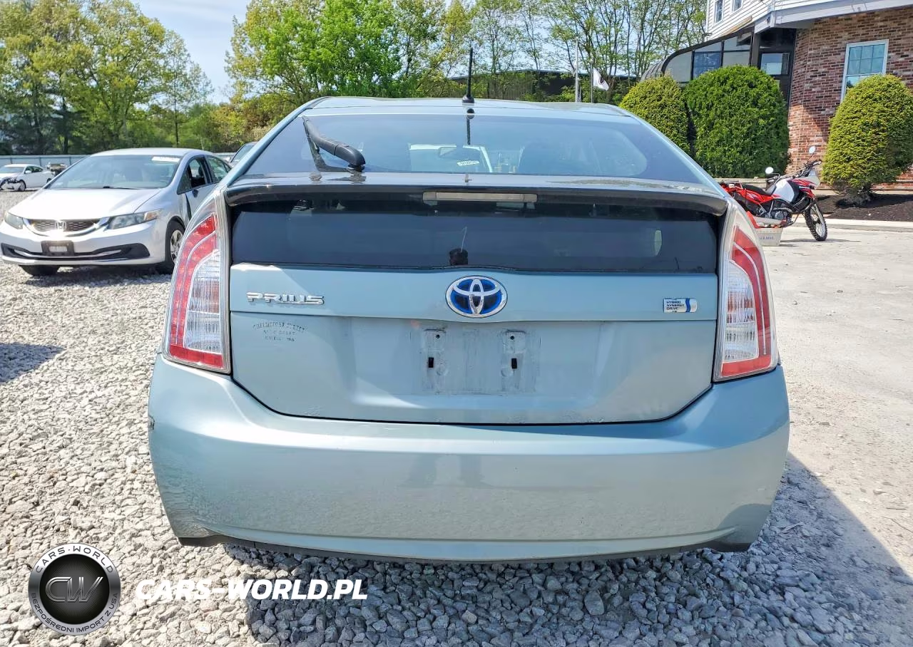 2012 Toyota Prius Two VIN:JTDKN3DU7C5472311 - 6