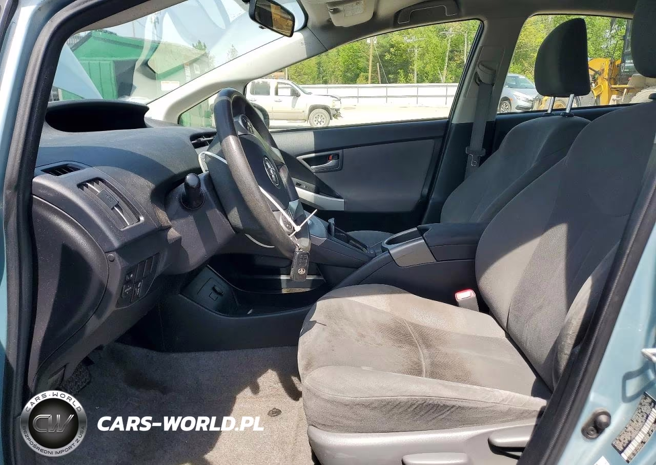 2012 Toyota Prius Two VIN:JTDKN3DU7C5472311 - 7