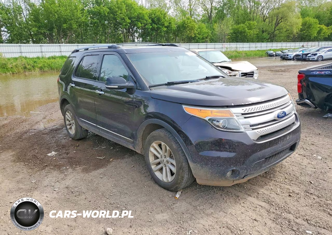 2013 Ford Explorer Xlt VIN:1FM5K8D89DGC24178 - 4