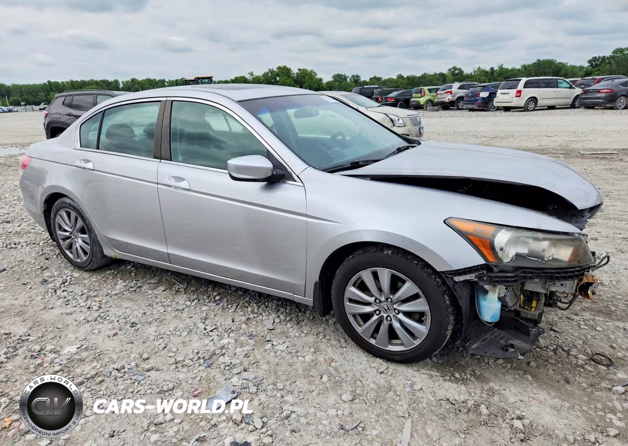 2011 Honda Accord Ex VIN:1HGCP2F75BA127818 - 4