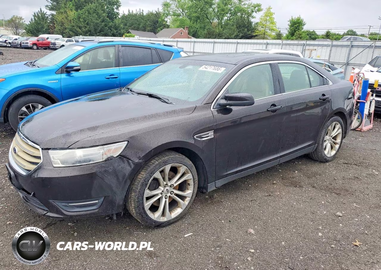 2013 Ford Taurus Sel