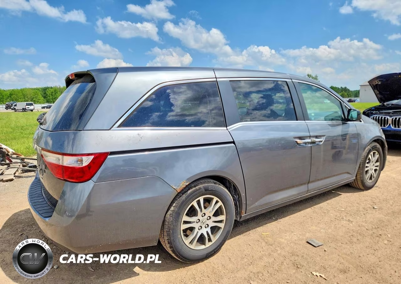 2011 Honda Odyssey Exl VIN:5FNRL5H62BB014913 - 3