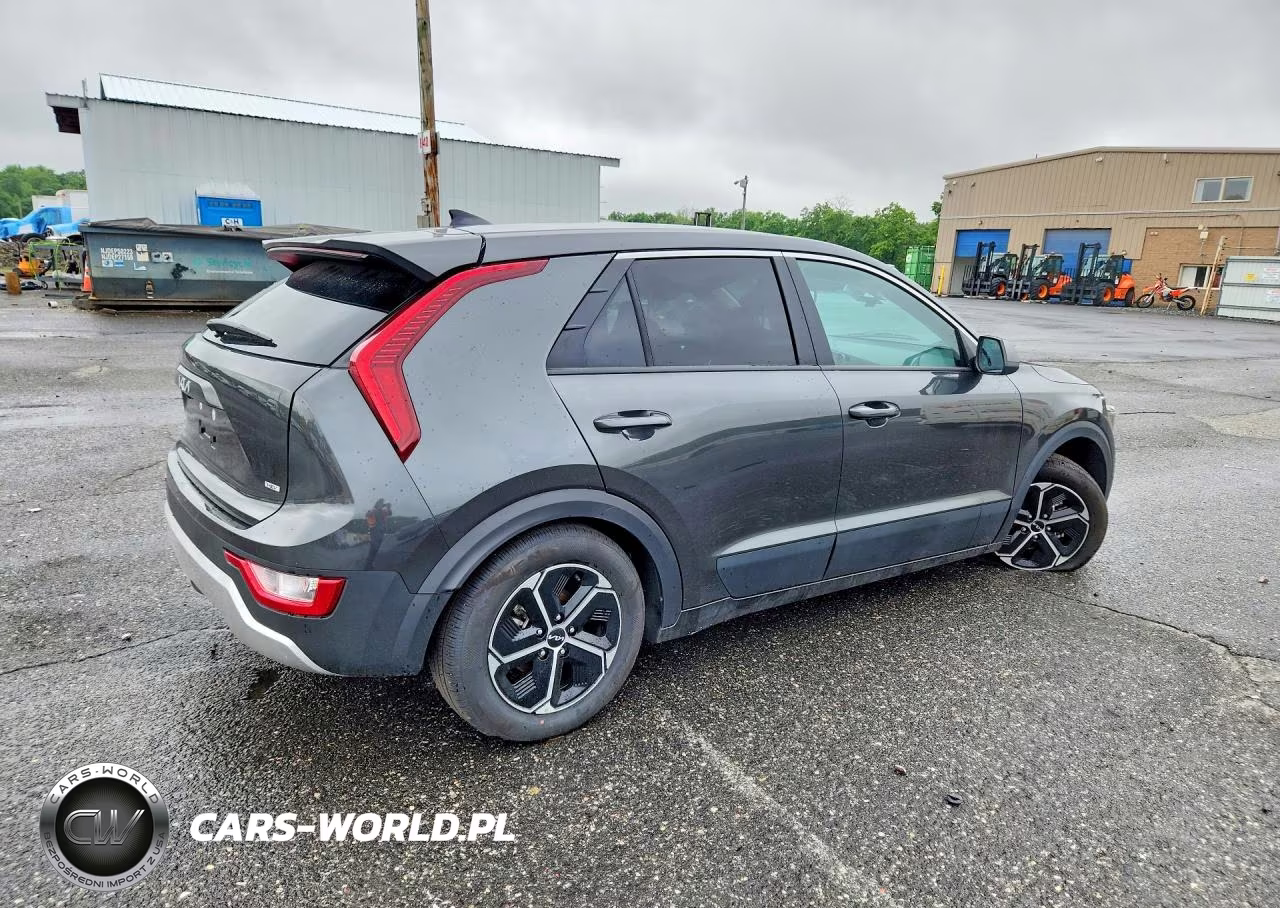 2026 Kia Niro Lx VIN:KNDCP3LEXT5329121 - 3