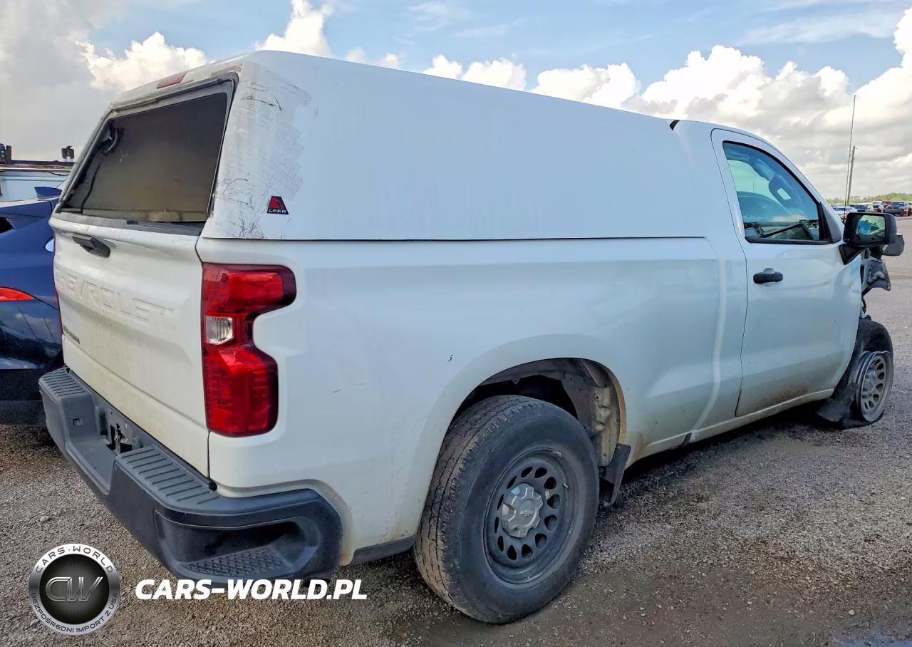 2023 Chevrolet Silverado C1500 VIN:3GCNAAEK4PG359246 - 3