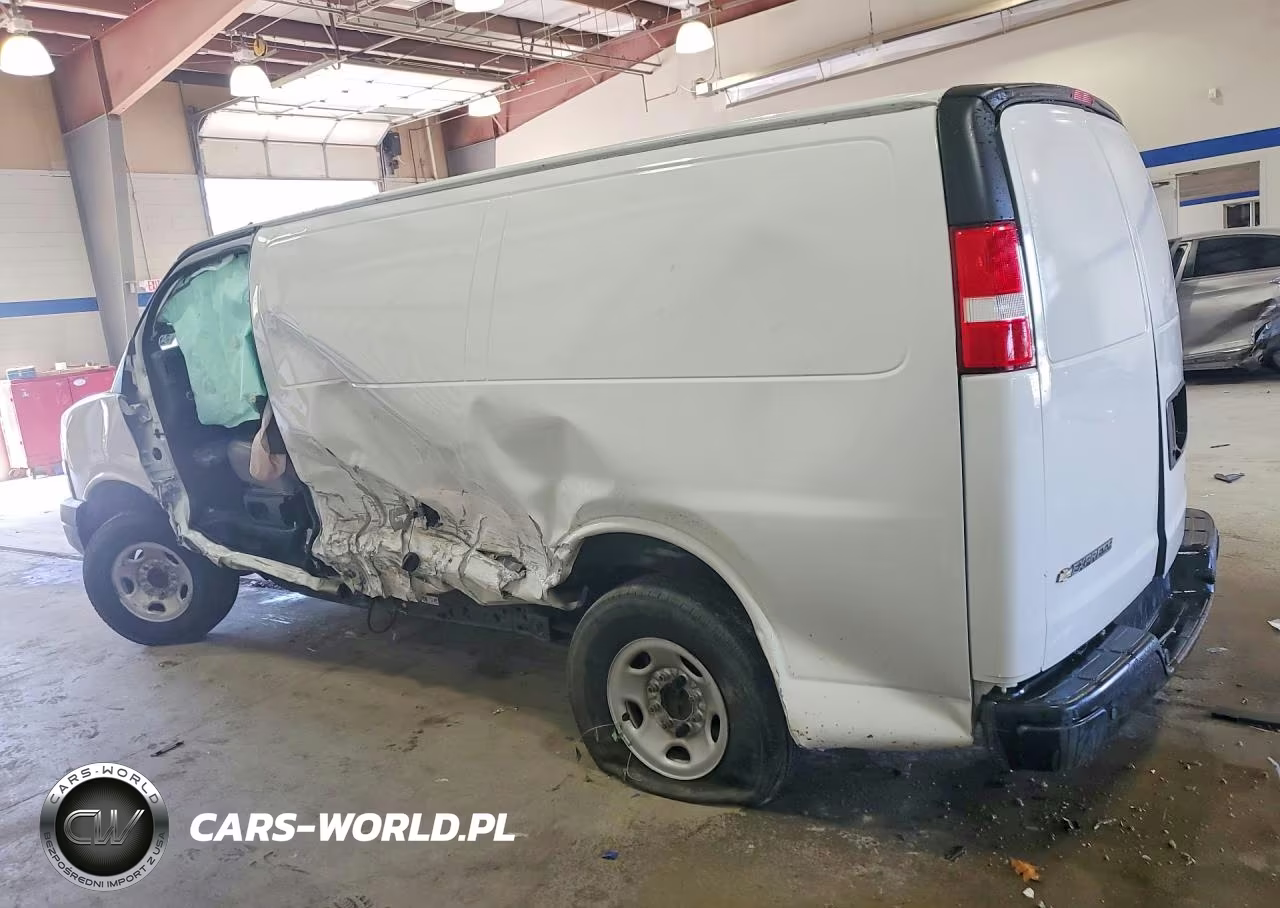 2024 Chevrolet Express G2500 VIN:1GCWGAFP2R1281130 - 2