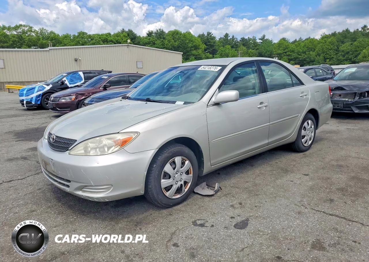 2003 Toyota Camry Le – zdjęcie 1 z 12