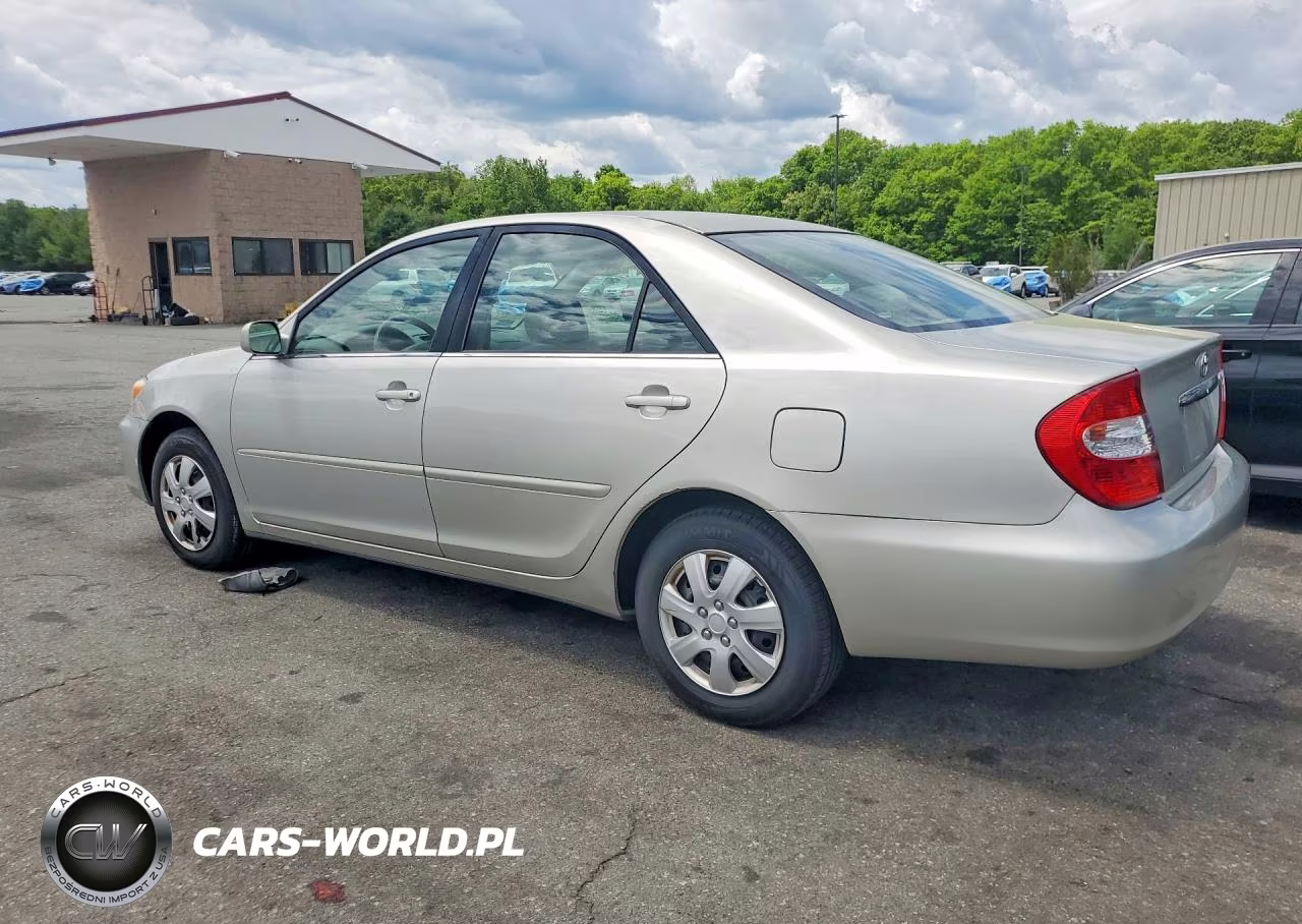 2003 Toyota Camry Le VIN:4T1BE32K03U213002 - 2