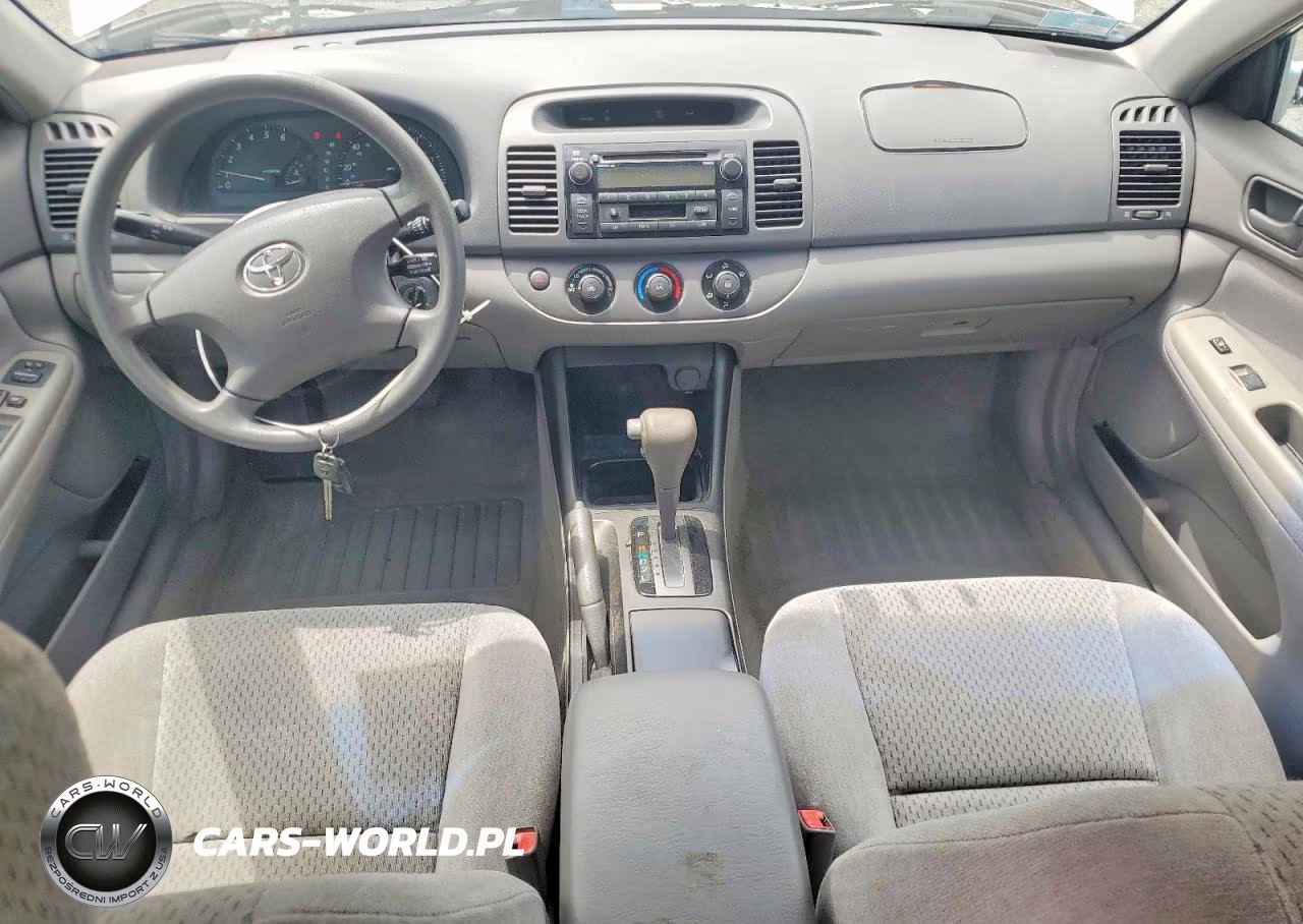 2003 Toyota Camry Le VIN:4T1BE32K03U213002 - 8
