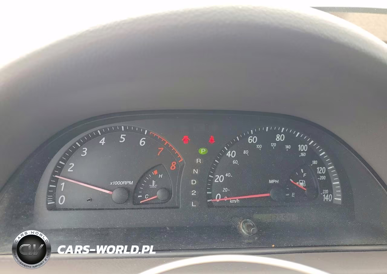 2003 Toyota Camry Le VIN:4T1BE32K03U213002 - 9
