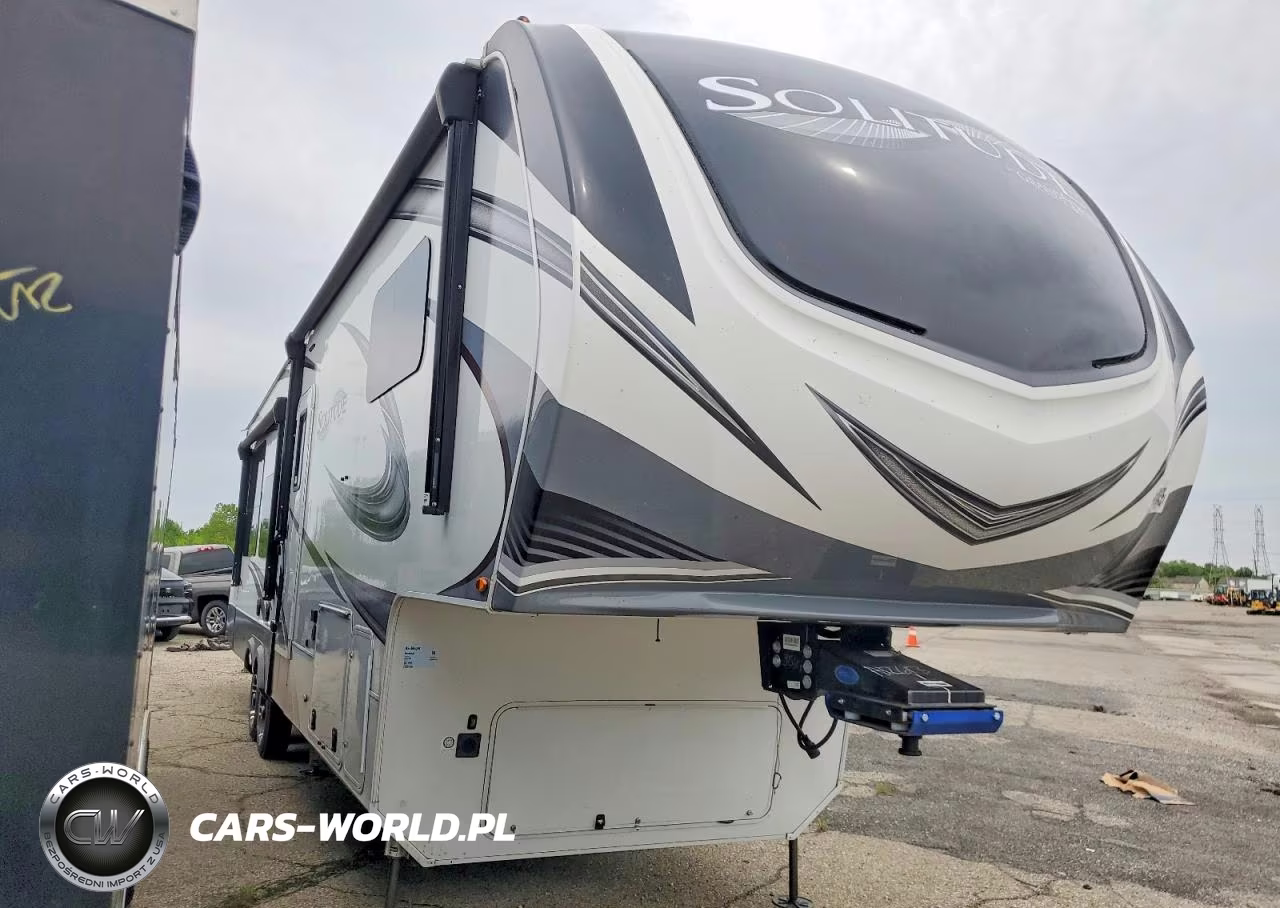 2022 Grand Design Solitude Camper