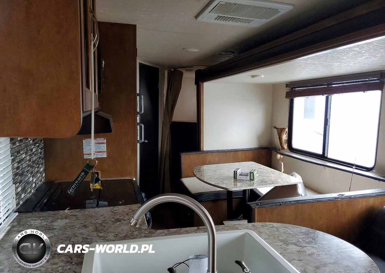 2018 Forest River Cruise Lite Camper VIN:4X4TSMB22J7414090 - 6