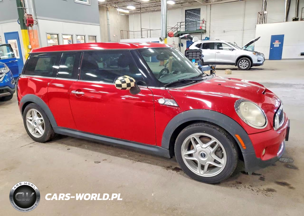 2008 Mini Cooper S Clubman VIN:WMWMM33568TP87624 - 4