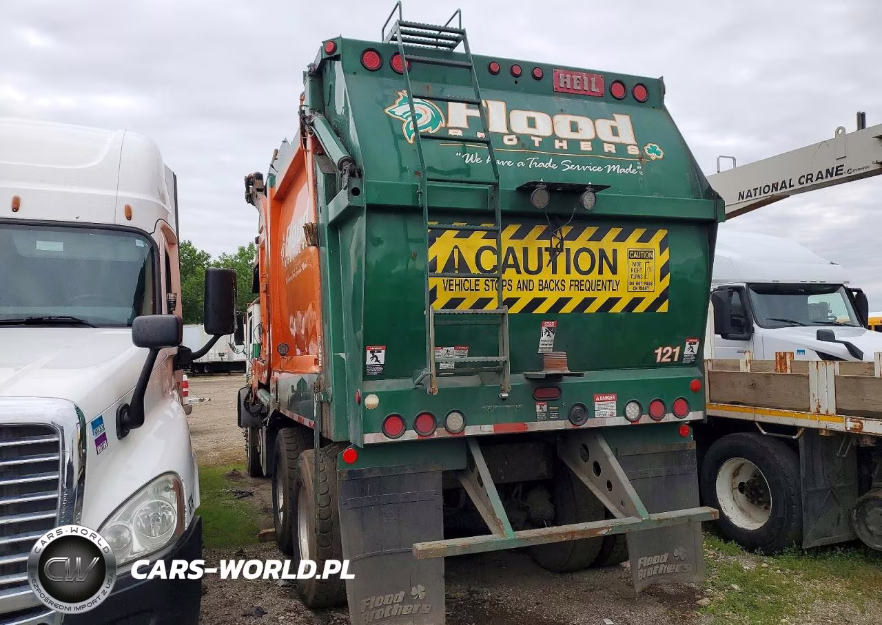2012 Mack Mru613 Refuse Truck VIN:1M2AV02C8CM009082 - 3