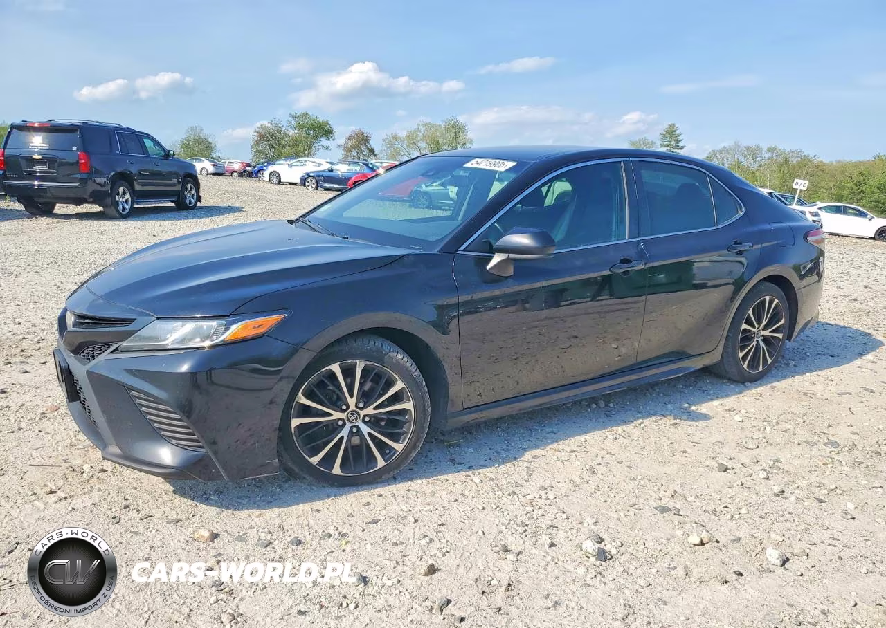 2019 Toyota Camry Se – zdjęcie 1 z 12