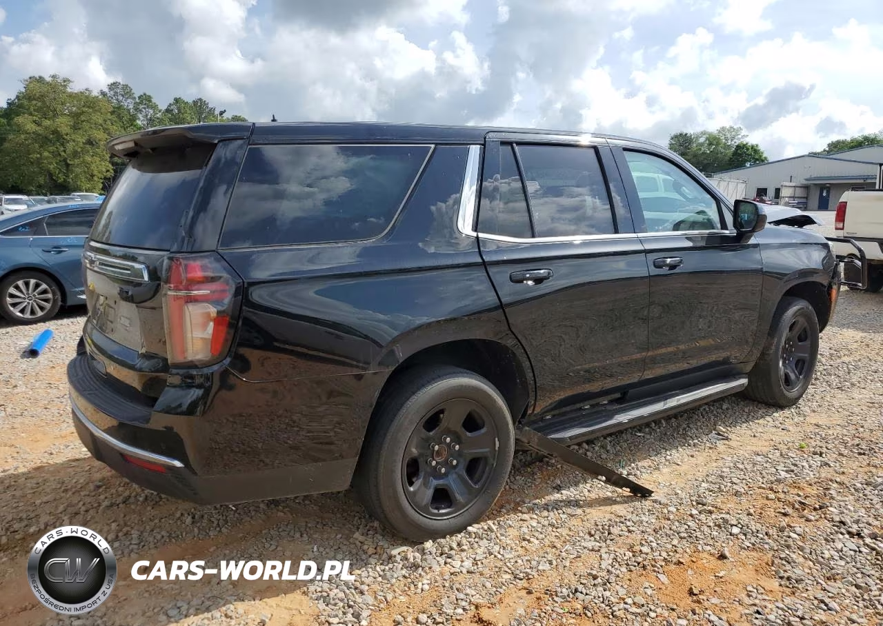 2023 Chevrolet Tahoe C1500 VIN:1GNSCLED9PR406353 - 3