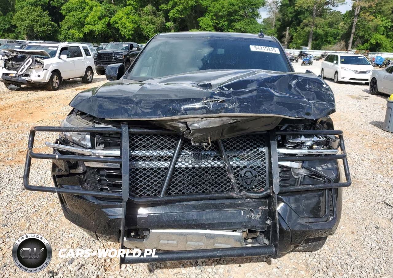 2023 Chevrolet Tahoe C1500 VIN:1GNSCLED9PR406353 - 5