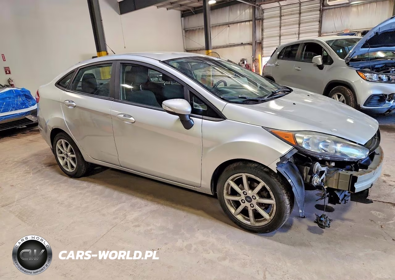 2016 Ford Fiesta Se VIN:3FADP4BJ0GM163061 - 4