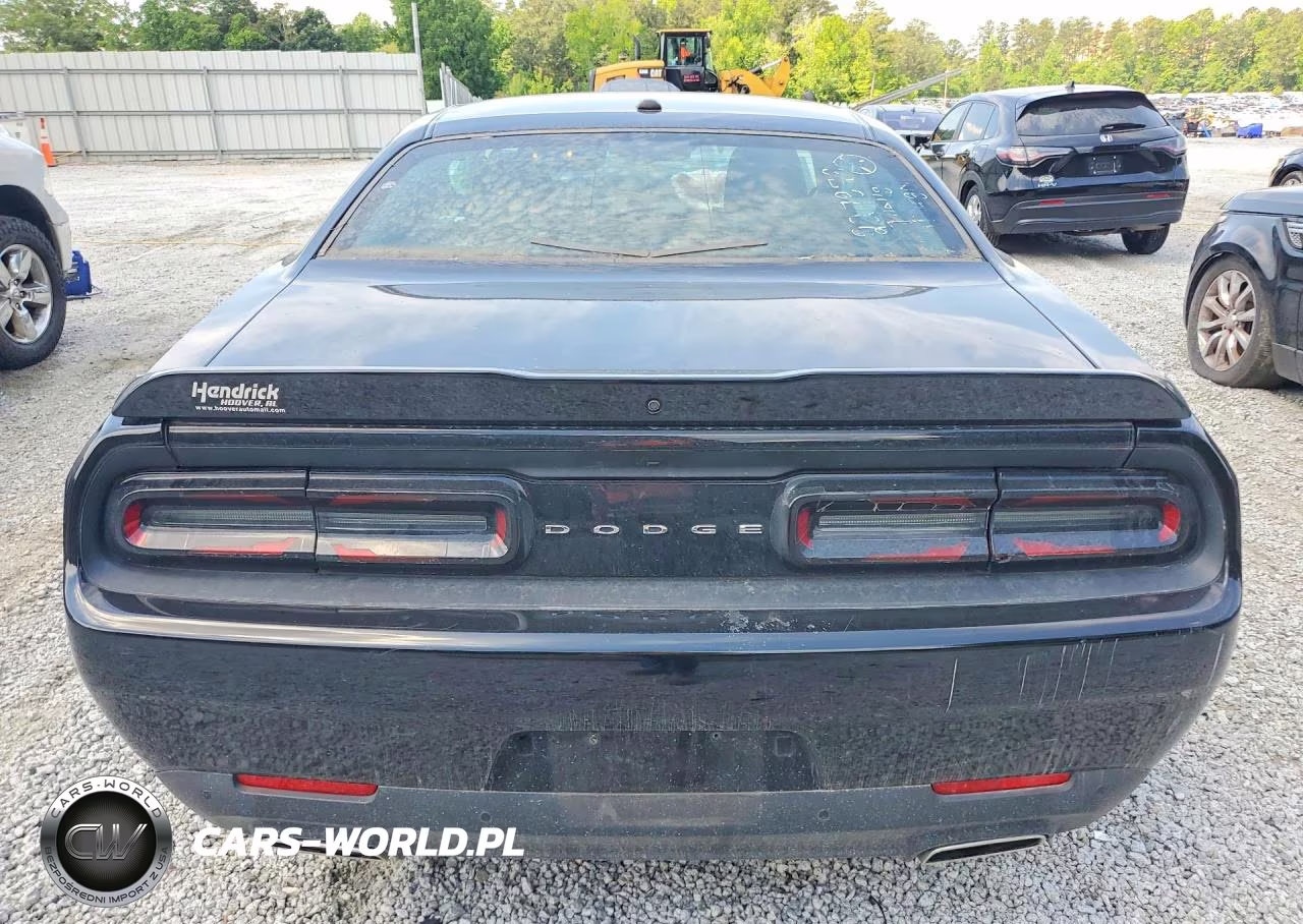 2020 Dodge Challenger Sxt VIN:2C3CDZAG2LH227373 - 6