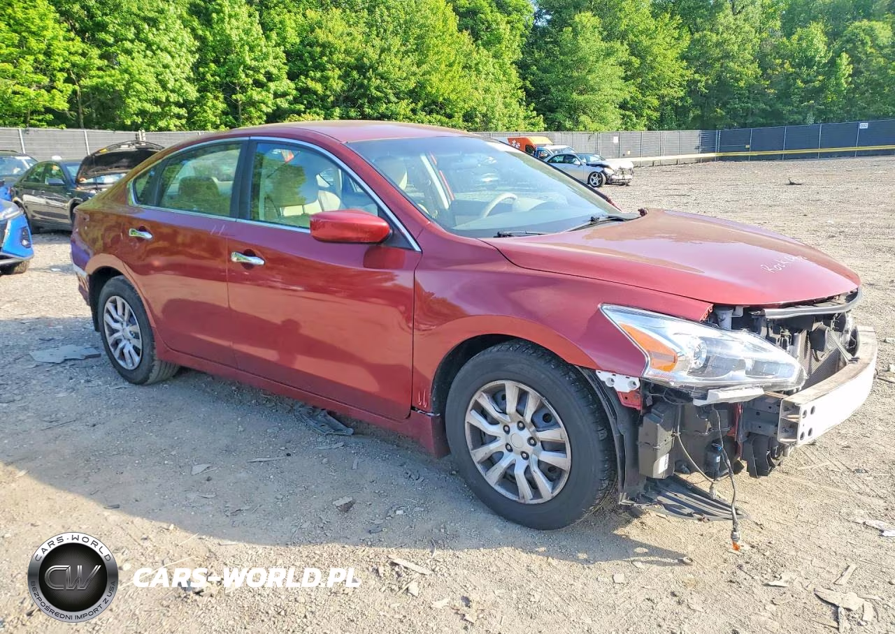 2015 Nissan Altima 2.5 S VIN:1N4AL3AP7FC196914 - 4