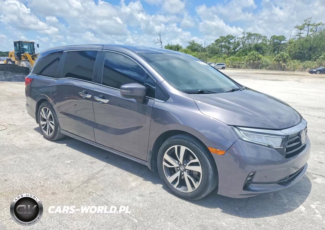 2021 Honda Odyssey Touring VIN:5FNRL6H83MB025980 - 4