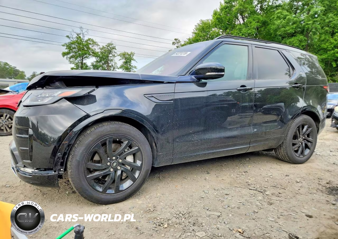 2020 Land Rover Discovery Landmark – zdjęcie 1 z 13