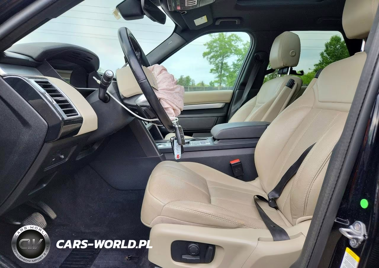2020 Land Rover Discovery Landmark VIN:SALRU2RV4L2437782 - 7