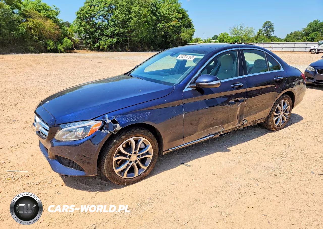 2015 Mercedes-Benz C 300 4Matic – zdjęcie 1 z 12