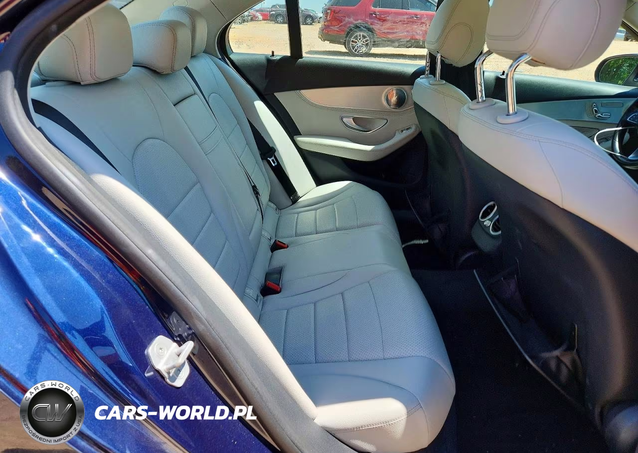 2015 Mercedes-Benz C 300 4Matic VIN:55SWF4KB5FU018808 - 10