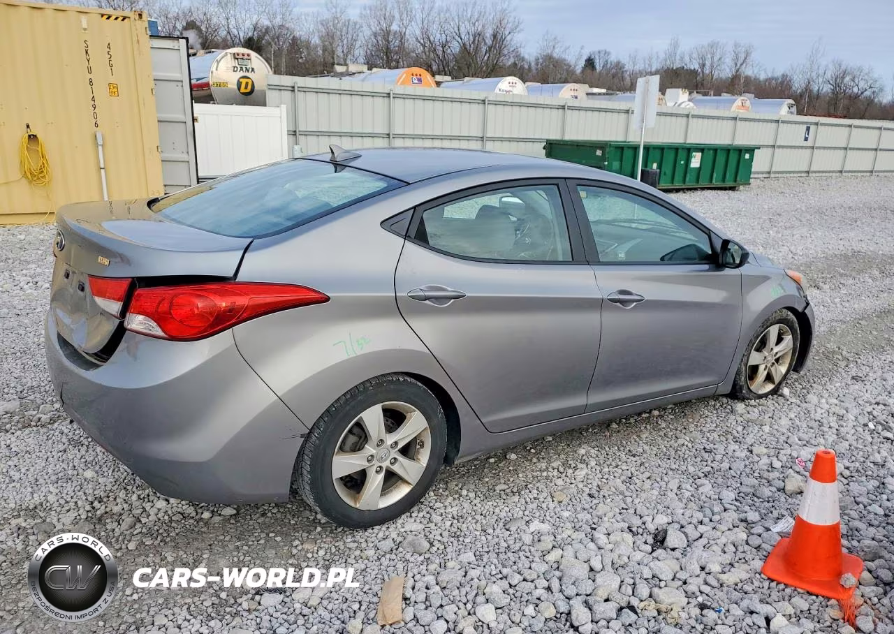 2011 Hyundai Elantra Gls VIN:KMHDH4AE6BU106018 - 3