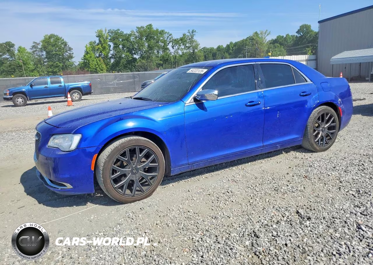 2018 Chrysler 300 Touring