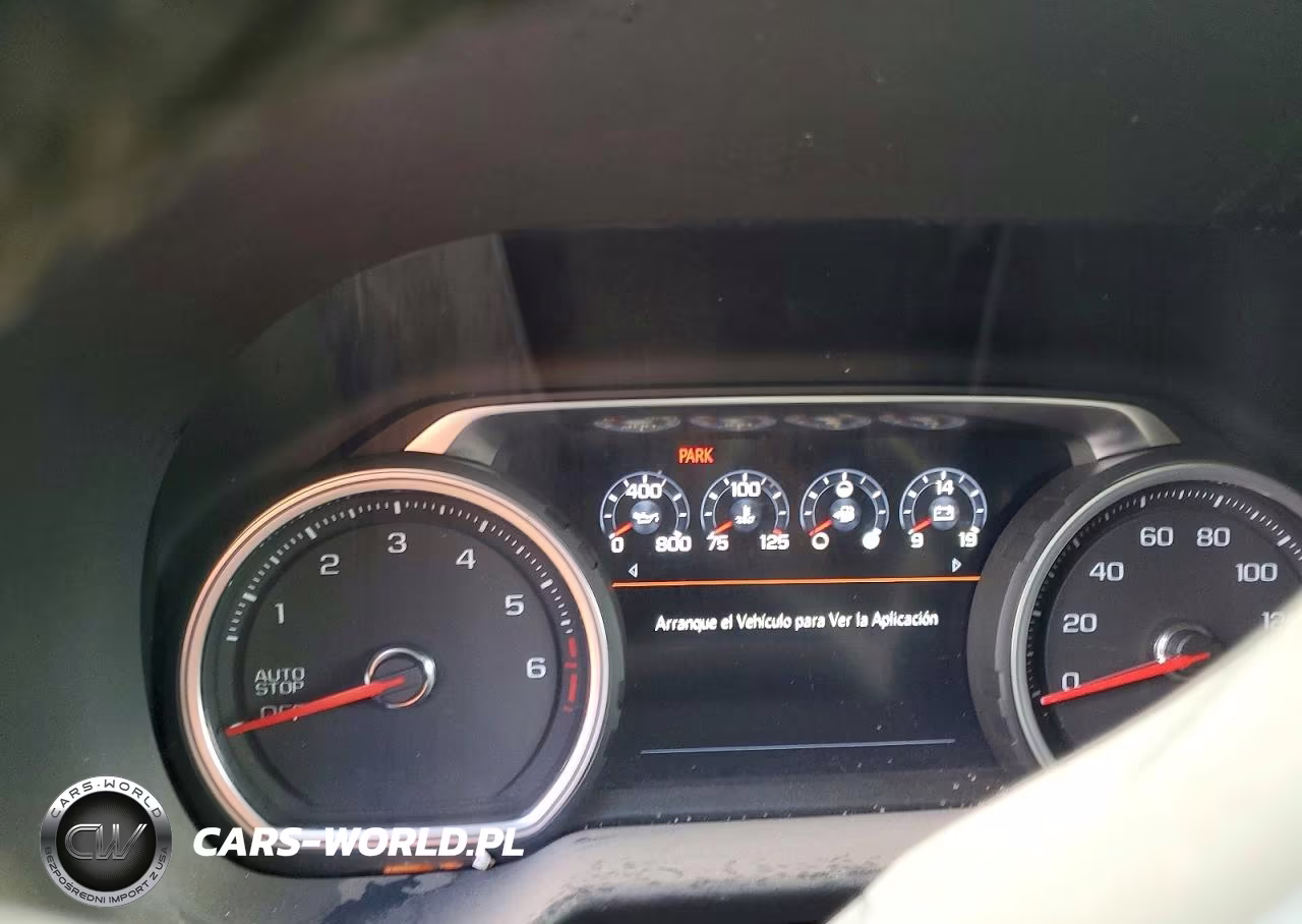2021 Chevrolet Suburban K1500 Z71 VIN:1GNSKDKD3MR354582 - 9