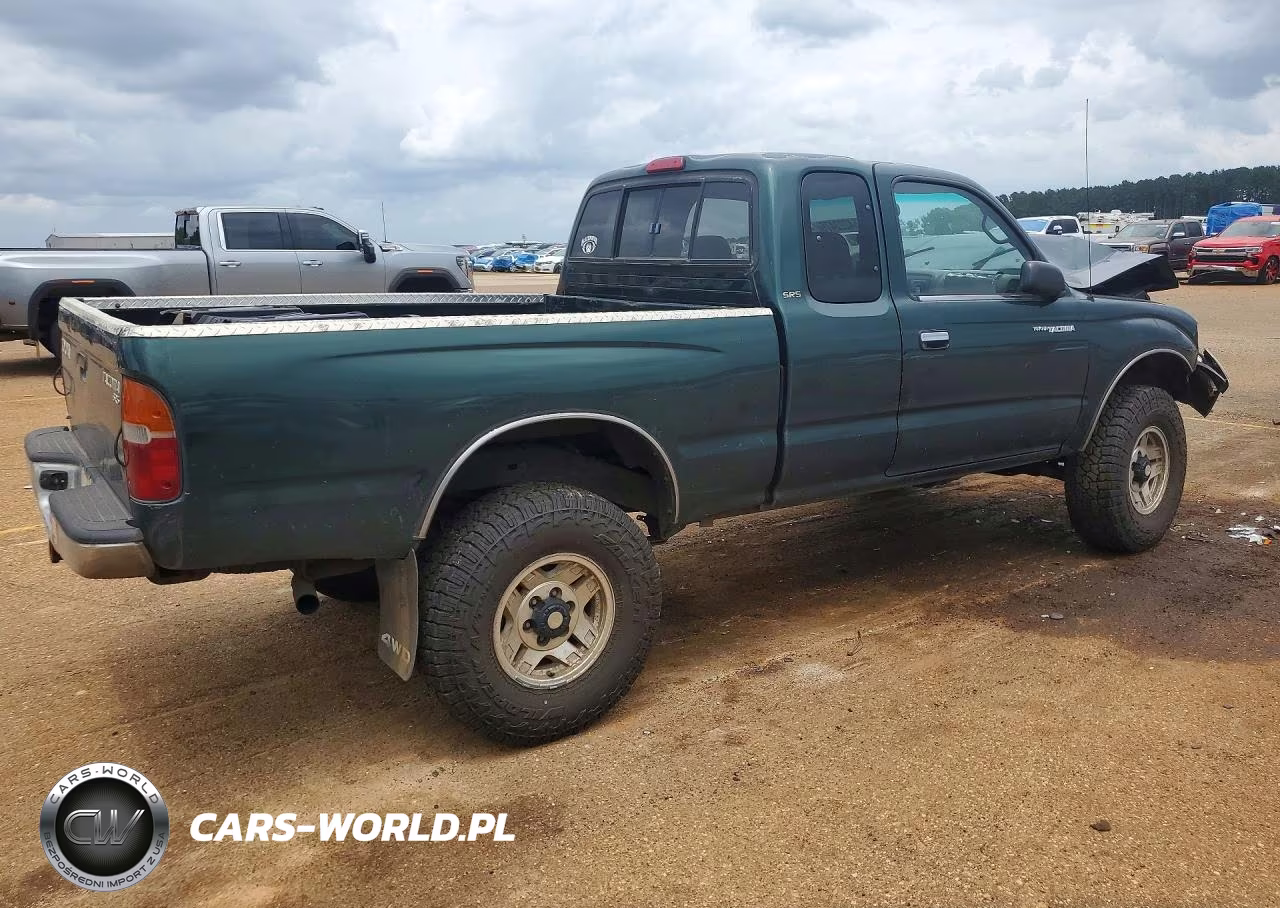 1999 Toyota Tacoma Xtracab VIN:4TAWM72N3XZ568647 - 3