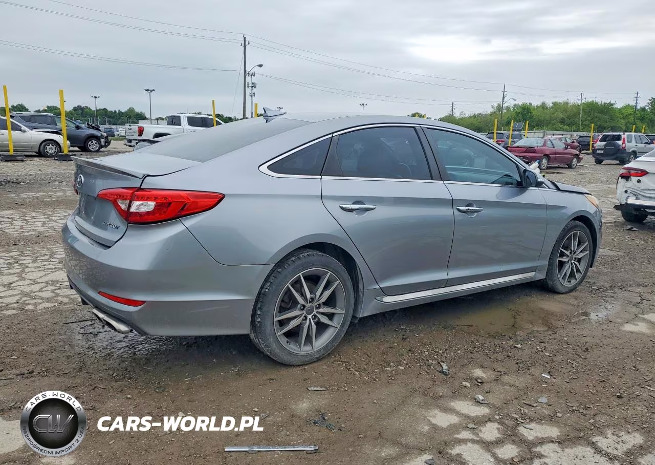 2015 Hyundai Sonata Sport 2.0T VIN:5NPE34AB7FH102816 - 3