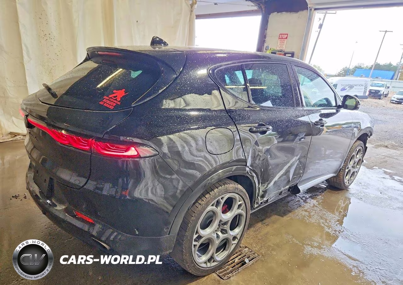 2024 Alfa Romeo Tonale Veloce VIN:ZASPATDW4R3058561 - 3
