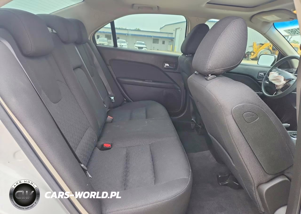 2010 Ford Fusion Se VIN:3FAHP0HA5AR227428 - 10