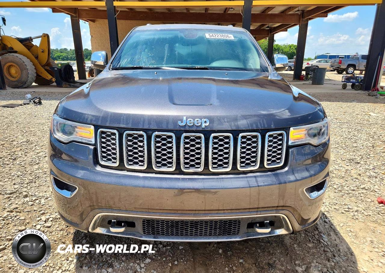 2017 Jeep Grand Cherokee Overland VIN:1C4RJECG0HC804626 - 5