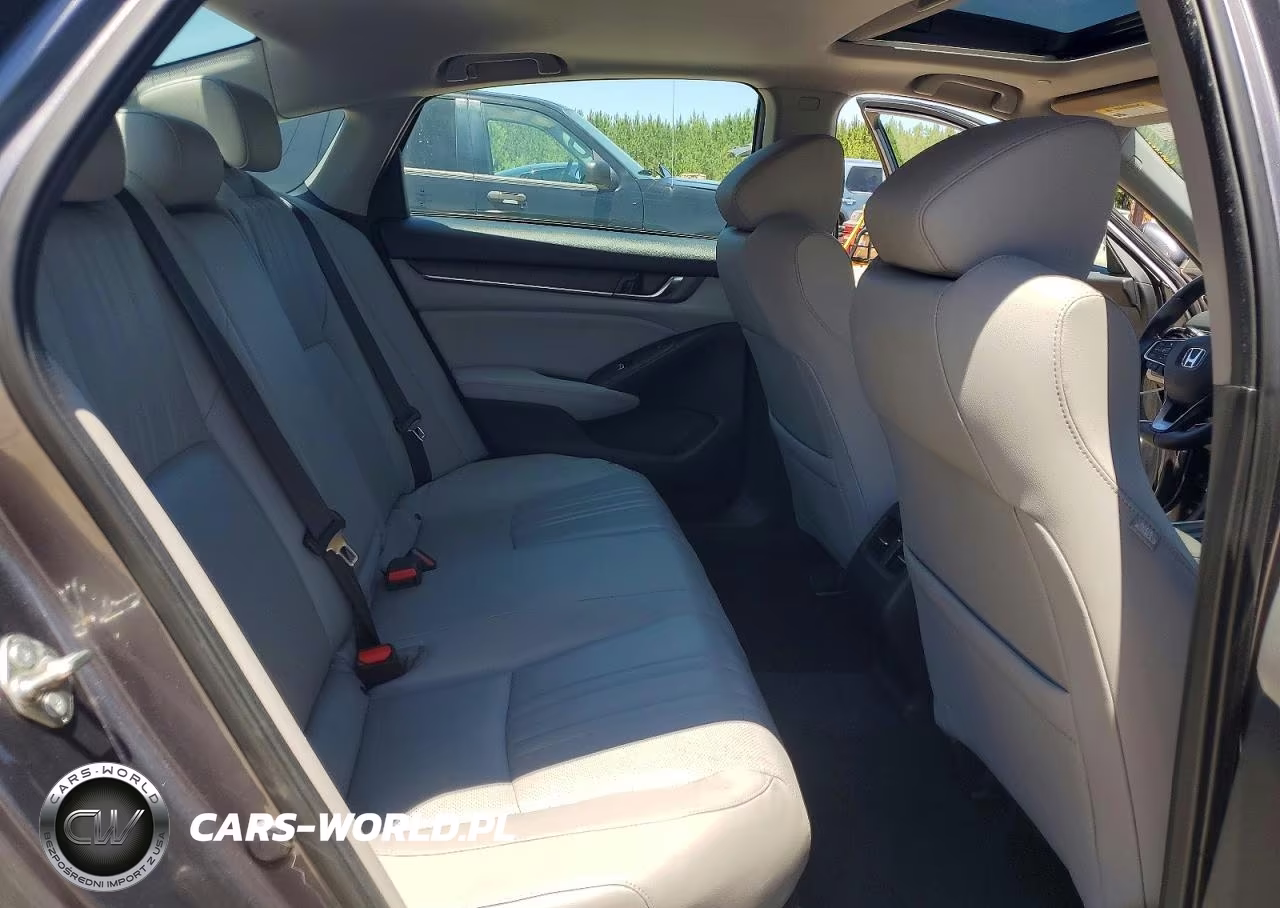2018 Honda Accord Ex-L VIN:1HGCV2F9XJA021872 - 10