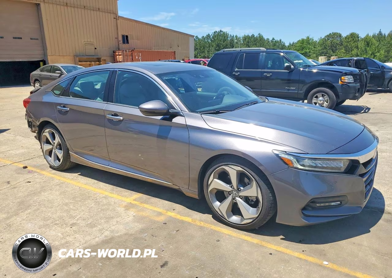 2018 Honda Accord Ex-L VIN:1HGCV2F9XJA021872 - 4