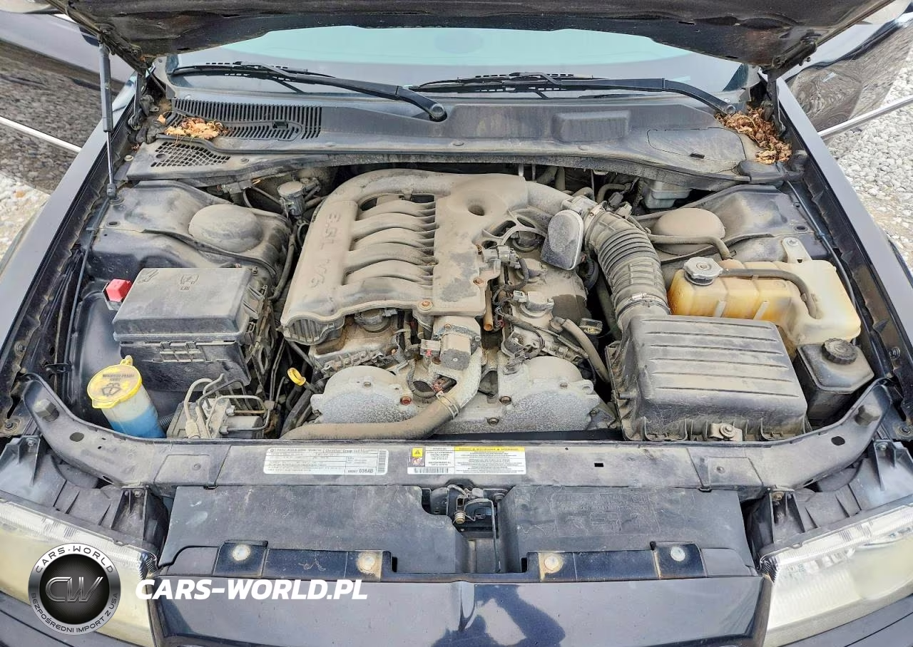 2010 Chrysler 300 Touring VIN:2C3CA5CVXAH229916 - 11