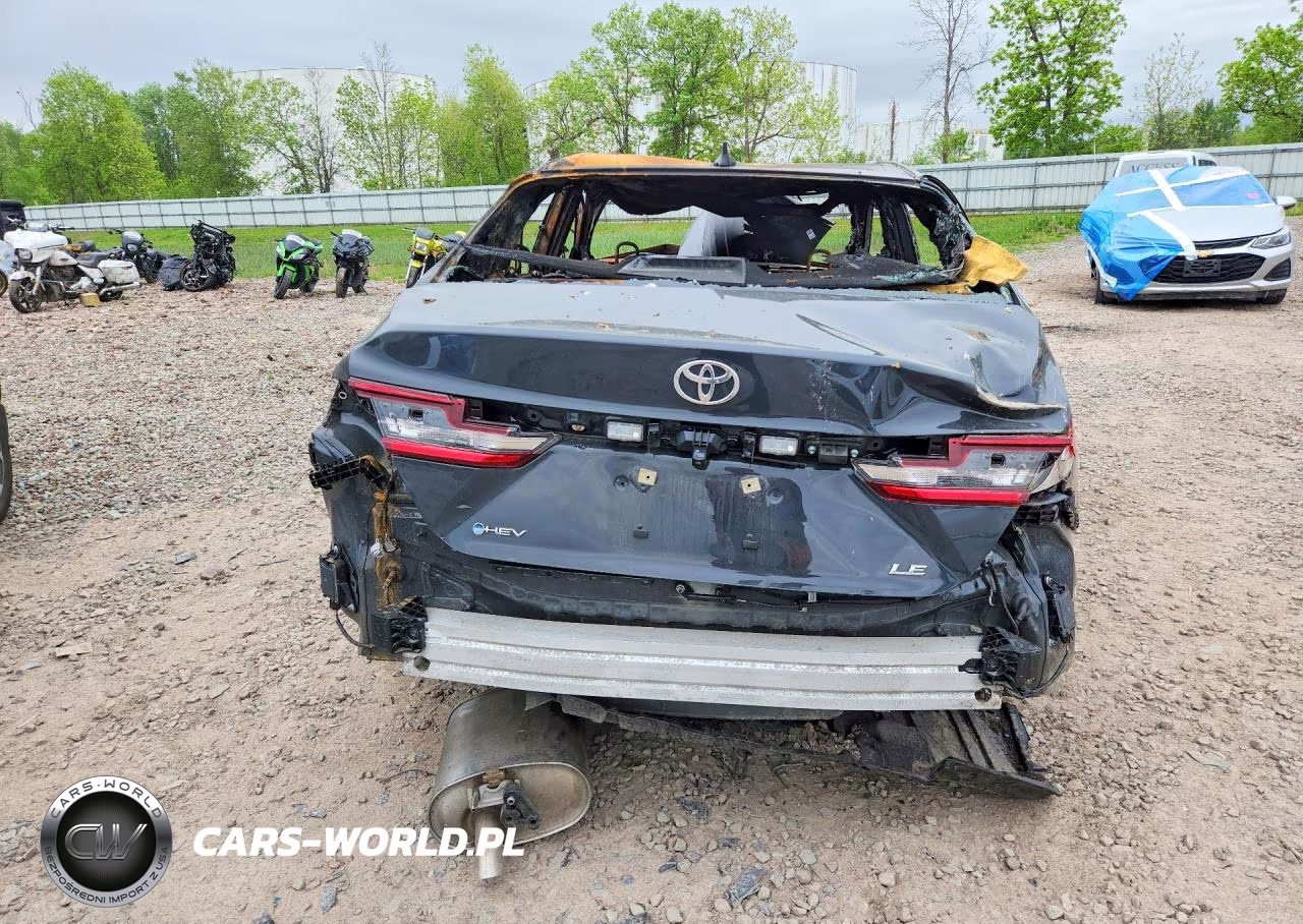 2025 Toyota Camry Le VIN:4T1DAACK0SU140493 - 6