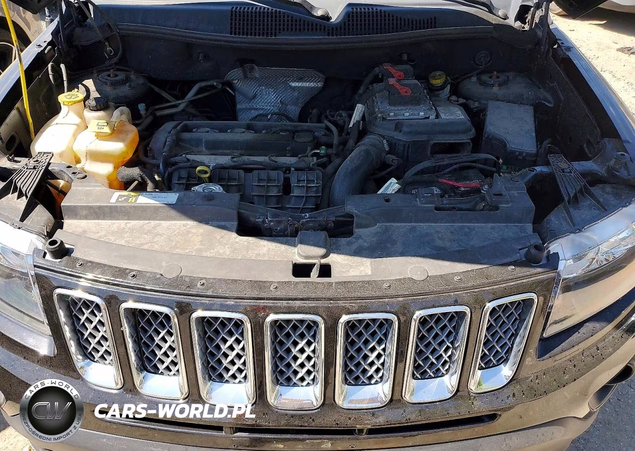 2016 Jeep Compass Latitude VIN:1C4NJDEB9GD782645 - 12