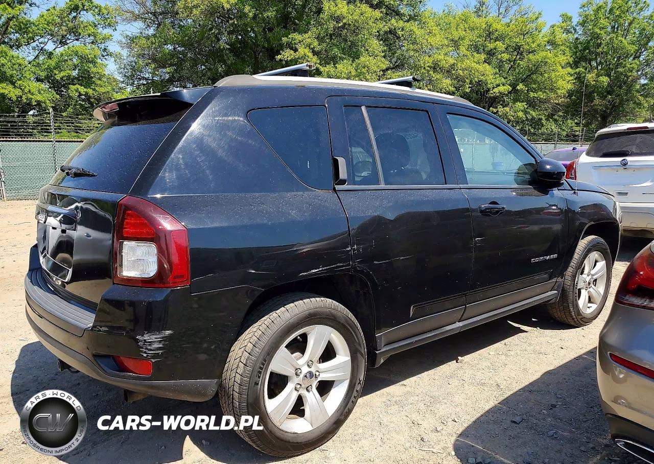 2016 Jeep Compass Latitude VIN:1C4NJDEB9GD782645 - 3